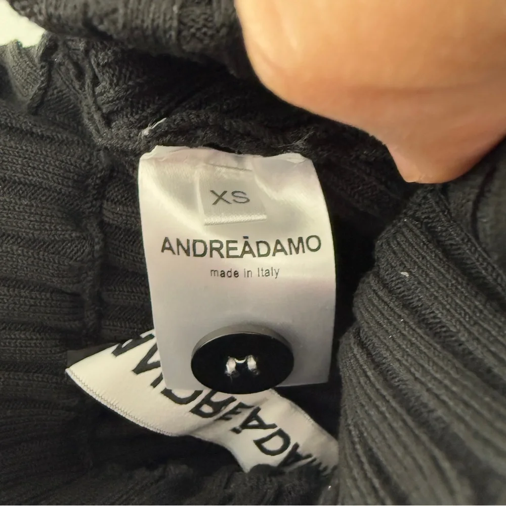 ANDREĀDAMO cut-out high-waist knitted‎ skirt size XS